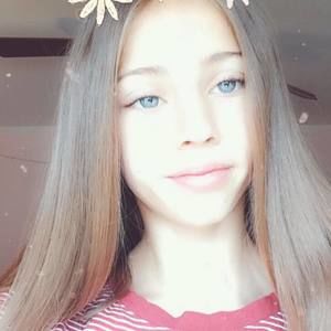 Meet your Posher, Lilly